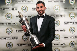 Riyad Mahrez giành giải cầu thủ xuất sắc nhất năm của PFA