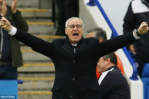 Vô địch Premier League, Claudio Ranieri được thưởng ‘khủng’