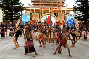 Hơn 1.000 nghệ nhân dân tộc tham gia Hội thao Văn hóa