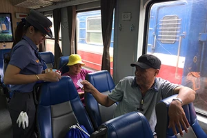 Ngày 26-6, chia tay tàu ngoại ô