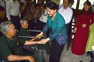 Sẽ nâng pháp lệnh đối với người có công lên thành Luật