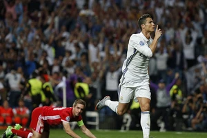 Bayern bị Real loại vì chiếc thẻ đỏ oan nghiệt!