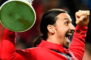 ‘Siêu cò’ xác nhận tương lai của Ibrahimovic tại MU