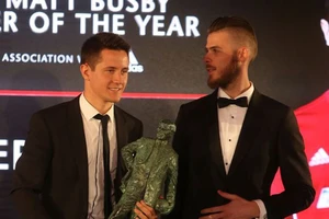 Sao MU thẳng thừng từ chối Barcelona