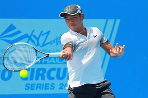 Khoảnh khắc Hoàng Nam ngược dòng ngoạn mục vô địch