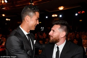 MU lại vượt mặt Real Madrid, Ronaldo “đỉnh” hơn Messi