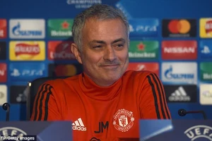 MU - CSKA: Mourinho loại Ibra, De Gea, cân nhắc Shaw