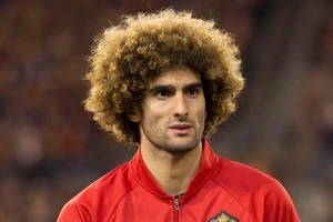 Vì sao Fellaini từ chối gia hạn hợp đồng với MU?