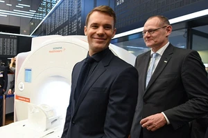 Neuer có kịp ‘chuyến tàu’ đến World Cup cùng tuyển Đức?