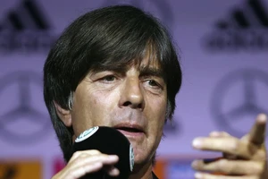 ĐKVĐ Đức công bố danh sách sơ bộ World Cup: Neuer,Reus trở lại