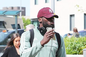 MU hành quân đến London đá chung kết FA Cup: Ẩn số Lukaku!