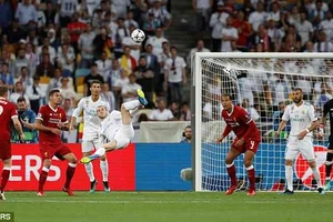 Bale và bàn thắng ‘xe đạp chổng ngược’: Ôi trời ơi!