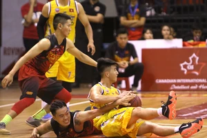 VBA 2018: Derby TP.HCM và cuộc rượt đuổi ngoạn mục