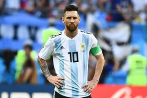 HLV Sampaoli đau đớn, Messi chia tay đội tuyển Argentina