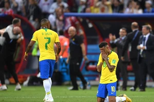 Nhìn lại trận thua tan nát cõi lòng của Brazil trước Bỉ