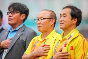 HLV Park Hang-seo:‘Olympic VN sẽ làm tất cả để bù đắp cho CĐV’