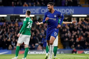 Đánh bại Brighton trên sân nhà, Chelsea vượt mặt MU