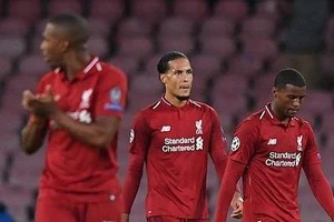 Nát hàng công, thủng hàng thủ, Liverpool còn gì để 'đấu' Barca