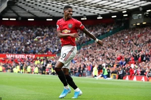 Rashford rực sáng, MU thắng Chelsea với tỉ số khó tin