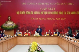 Công ty golf Long Thành thưởng 6 tỉ cho 2 đội tuyển bóng đá VN