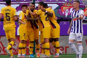 Thắng nhọc Valladolid, Barcelona níu hi vọng vô địch La Liga