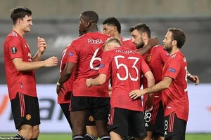 Xác định hai cặp bán kết Europa League: Chờ chung kết trong mơ