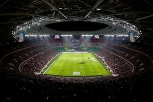 Siêu cúp châu Âu Bayern Munich – Sevilla sẽ cho CĐV vào sân