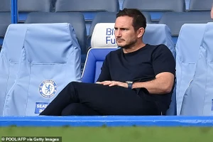 Chelsea thua Liverpool, HLV Lampard chỉ trích sai lầm của Kepa