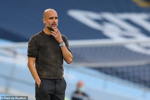 Guardiola nói Man City thua thảm Leicester City vì quá sợ hãi