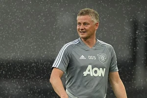 Top 10 HLV nhận lương cao nhất Premier League