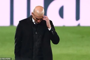 Vì sao Ramos tổ chức họp khẩn mà không có Zidane?