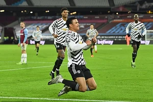 MU ngược dòng khó tin hạ West Ham vào Top 4 Premier League