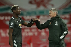 Solskjaer rất vui vì đã thấy lại một Pogba ở phong độ đỉnh cao. ẢNH: THE SUN