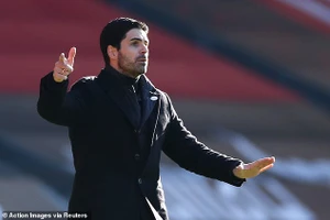 Arteta và Arsenal đã nhận một bài học đau đớn. ẢNH: REUTERS