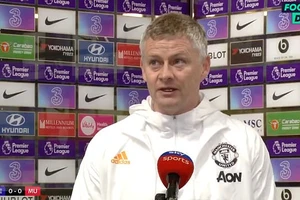 Solskjaer rất thất vọng sau trận đấu. ẢNH: FOOTBALL DAILY