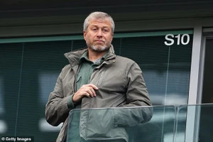 Roman Abramovich nổi tiếng thay HLV như thay áo. ẢNH: GETTY