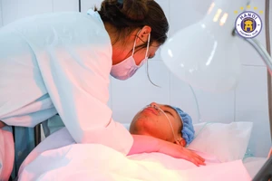 Hùng Dũng trước khi tiến hành phẫu thuật. ẢNH: FANPAGES CLB HÀ NỘI