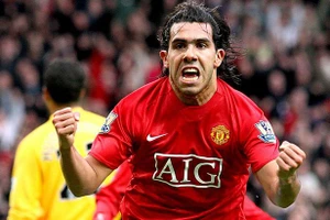 Tevez vẫn còn nặng tình với MU. ẢNH: PA