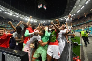 Mbappe hỏng pen, Thụy Sĩ tạo địa chấn loại Pháp trong trận cầu điên rồ