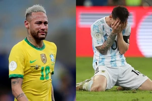 Chùm ảnh: Messi quỵ gối ôm mặt xúc động, Neymar khóc nức nở