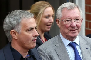 Sir Alex Ferguson ca ngợi Mourinho trước thời khắc lịch sử