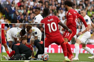 Liverpool đau đớn trong ngày Salah lập kỷ lục lịch sử