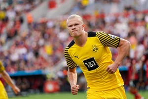 3 ngôi sao rời MU nhường chỗ cho Haaland