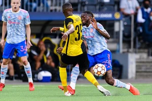 Nhờ Solskjaer 'đá xéo' Man City, MU thắng kiện UEFA