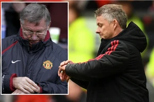 Sir Alex Ferguson tổ chức họp khẩn ở MU, định ngày sa thải Solskjaer
