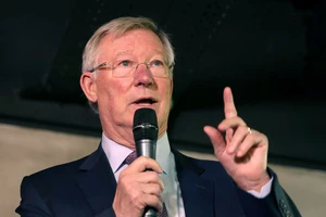 Sir Alex chọn cựu HLV tuyển Thái Lan là đội trưởng hay nhất lịch sử MU
