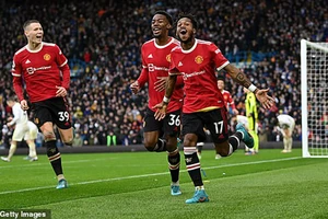 2 siêu dự bị giải cứu MU trước Leeds United