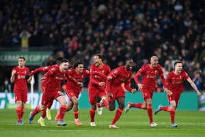 Vô địch League Cup, Liverpool nhận tiền thưởng khó tin