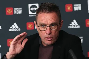 Phản ứng ngỡ ngàng của Rangnick trong vụ MU mua Haaland