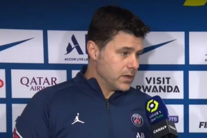 Pochettino thừa nhận khó ở, yêu cầu tôn trọng Messi và Neymar